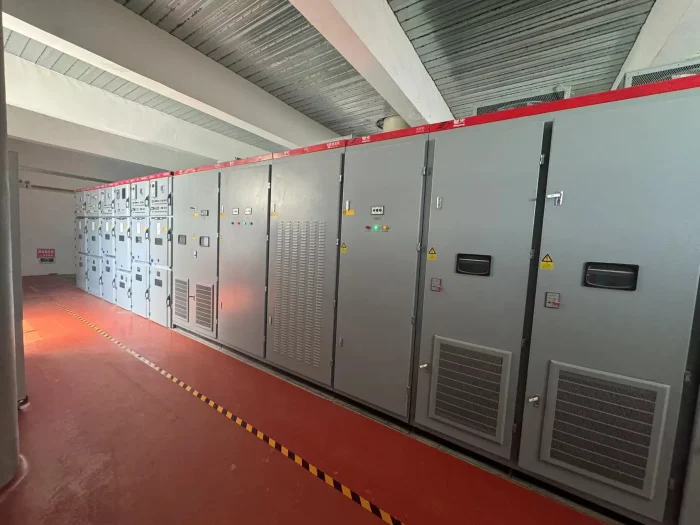 High-voltage shore power supply