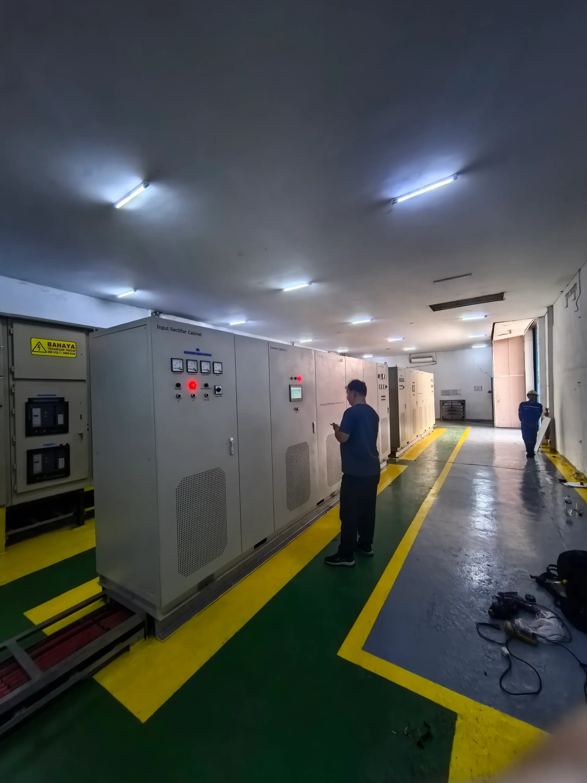 Assembled low-voltage shore power equipment during factory integration