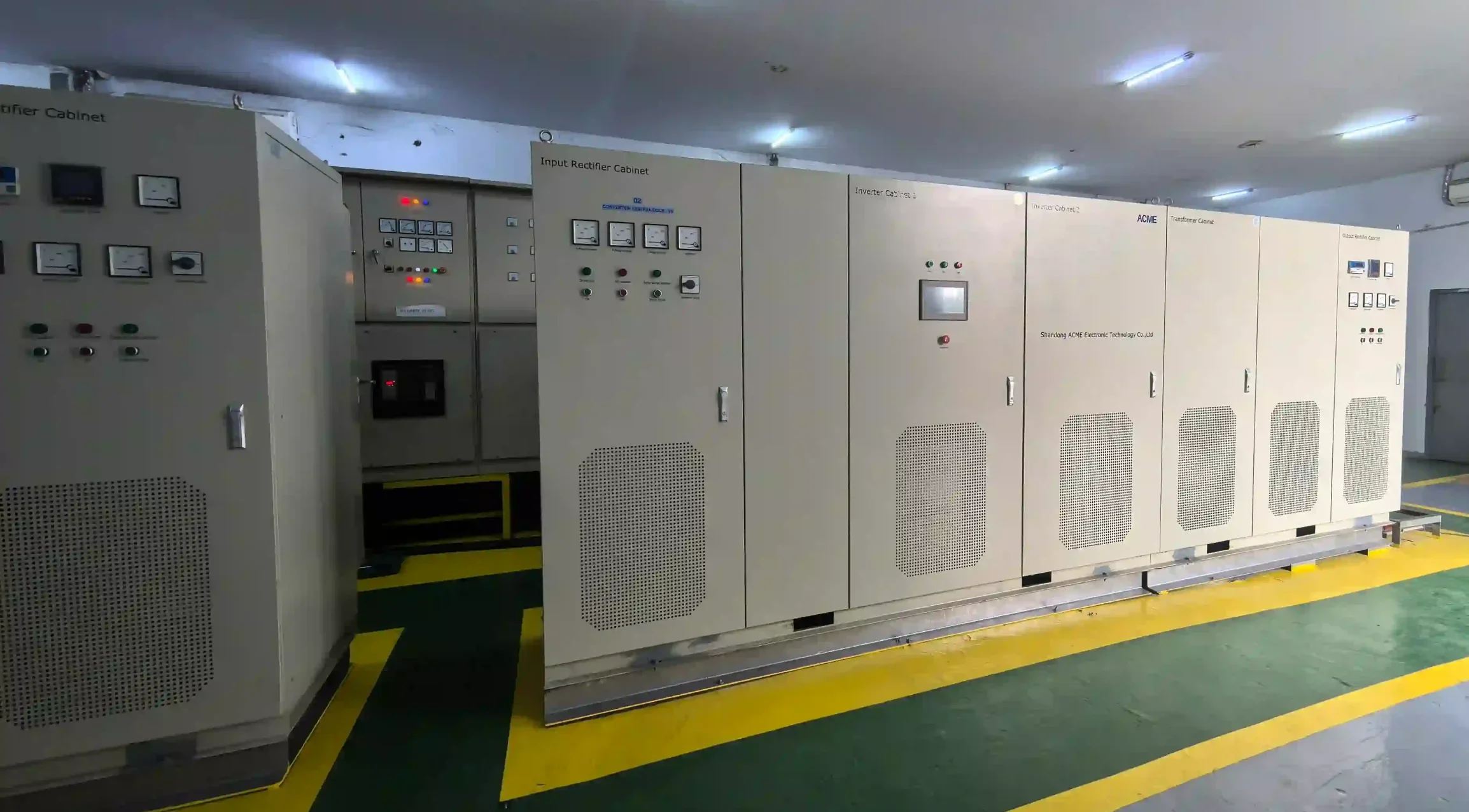 Low-voltage shore power system equipment