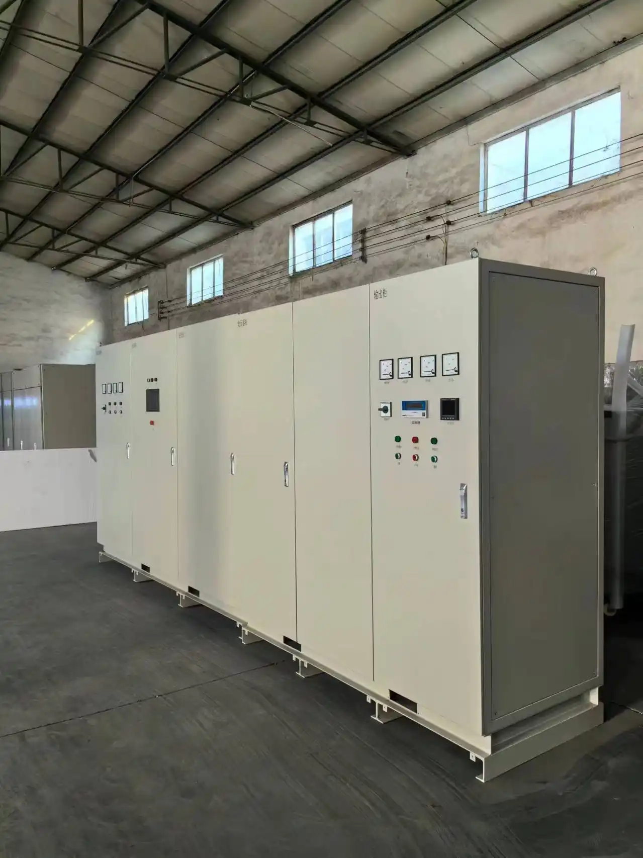Shore power static frequency converter cabinet