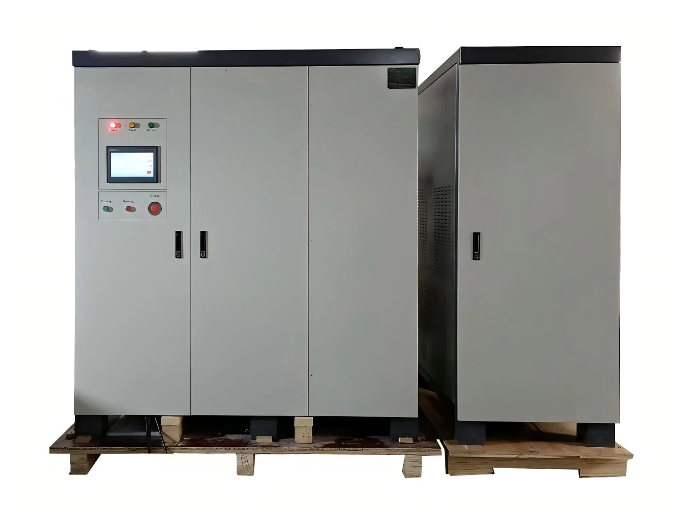 Front view of SDACME partial discharge-free frequency converter