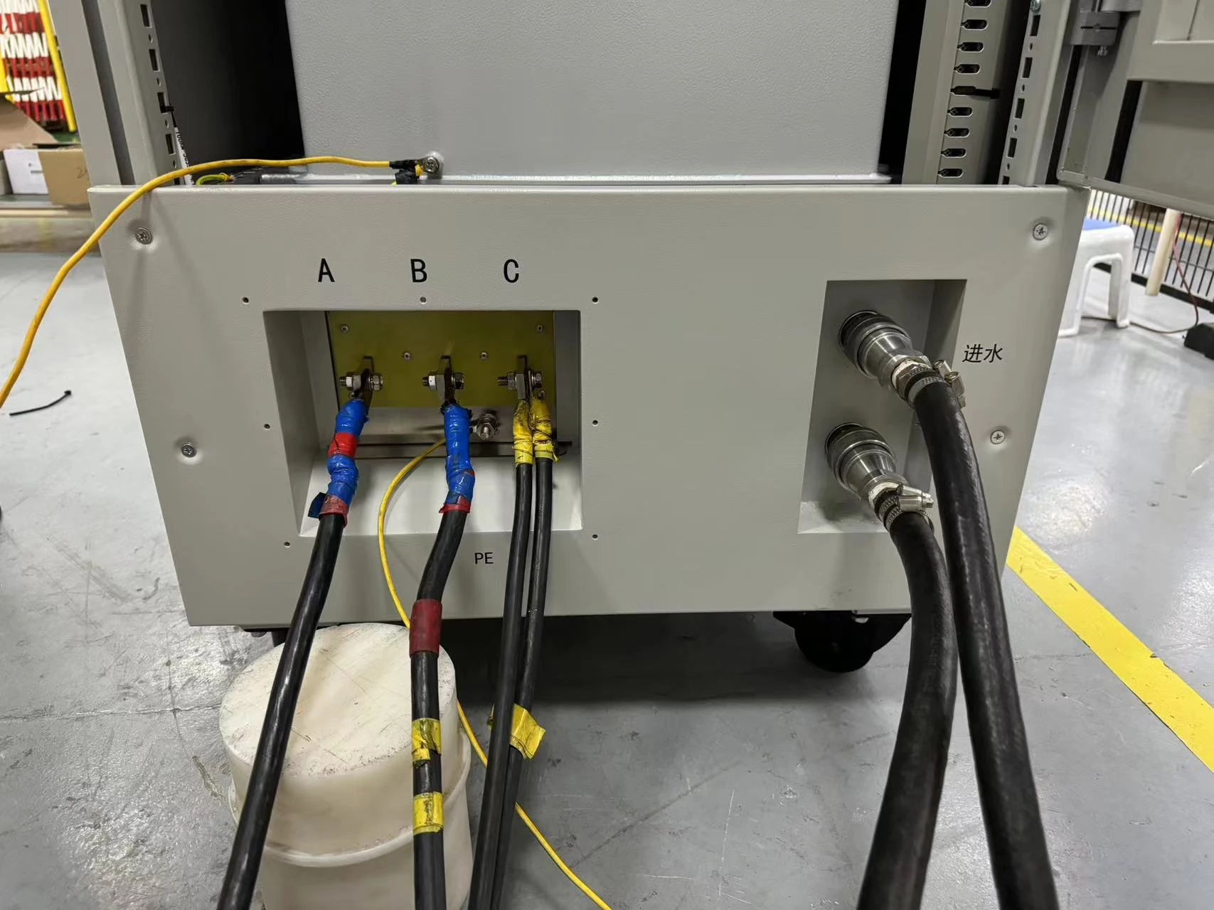 HVDC power supply output grounding cooling and system interface
