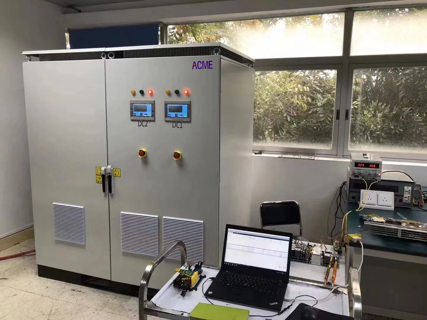 SDACME bidirectional DC test platform integrated with a host computer test bench
